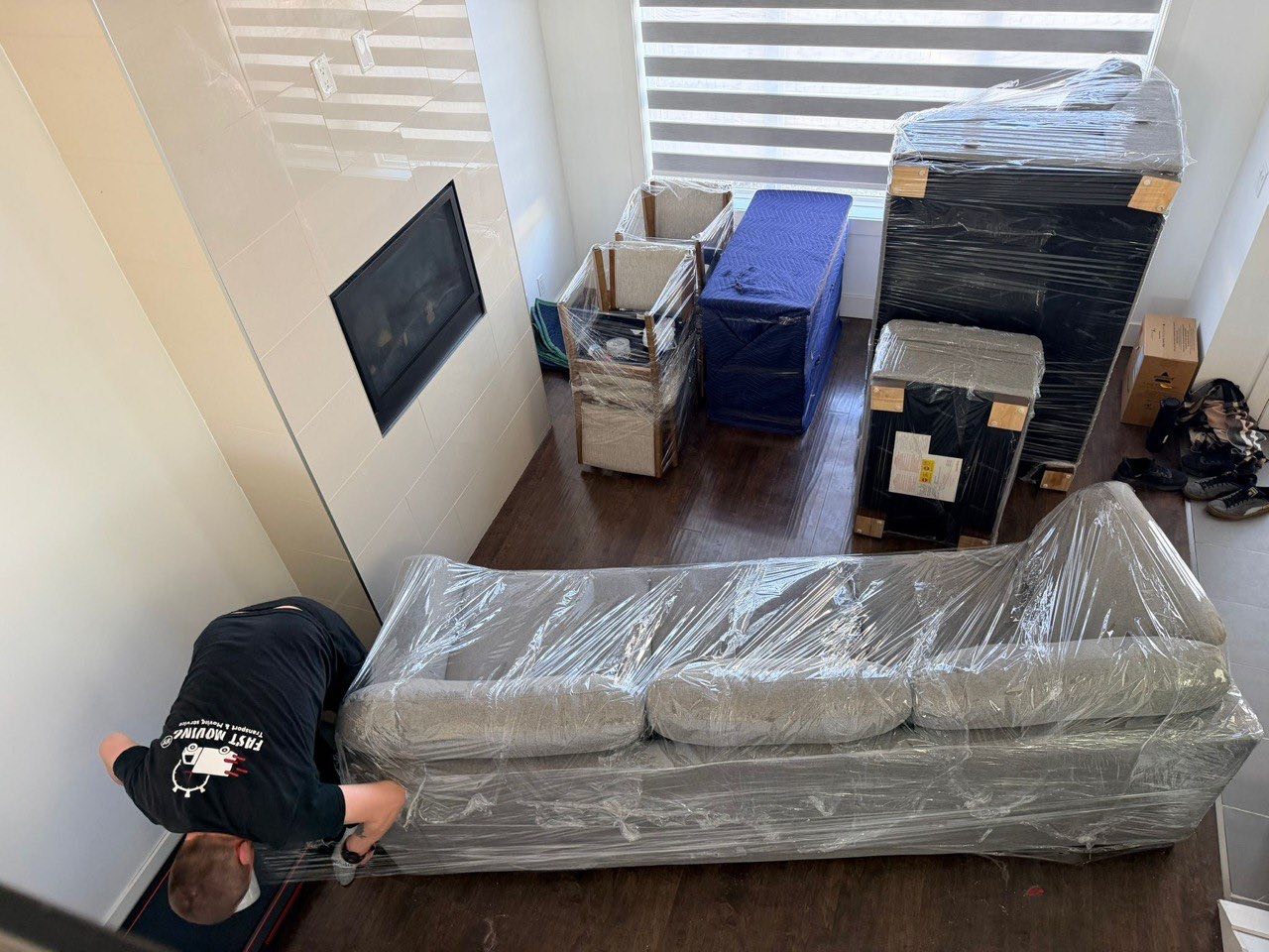 photo_5413486254759810938_y (1)