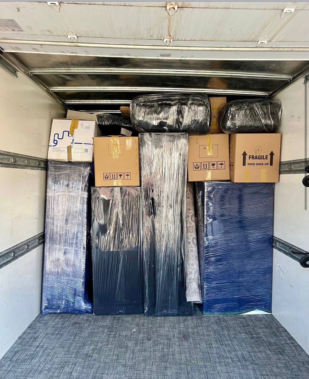 photo_5433935946970764763_y